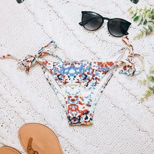 L*Space Ruched Back Bikini Bottom w Side Tie NWT